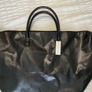NWT Lulu Dharma Weekender